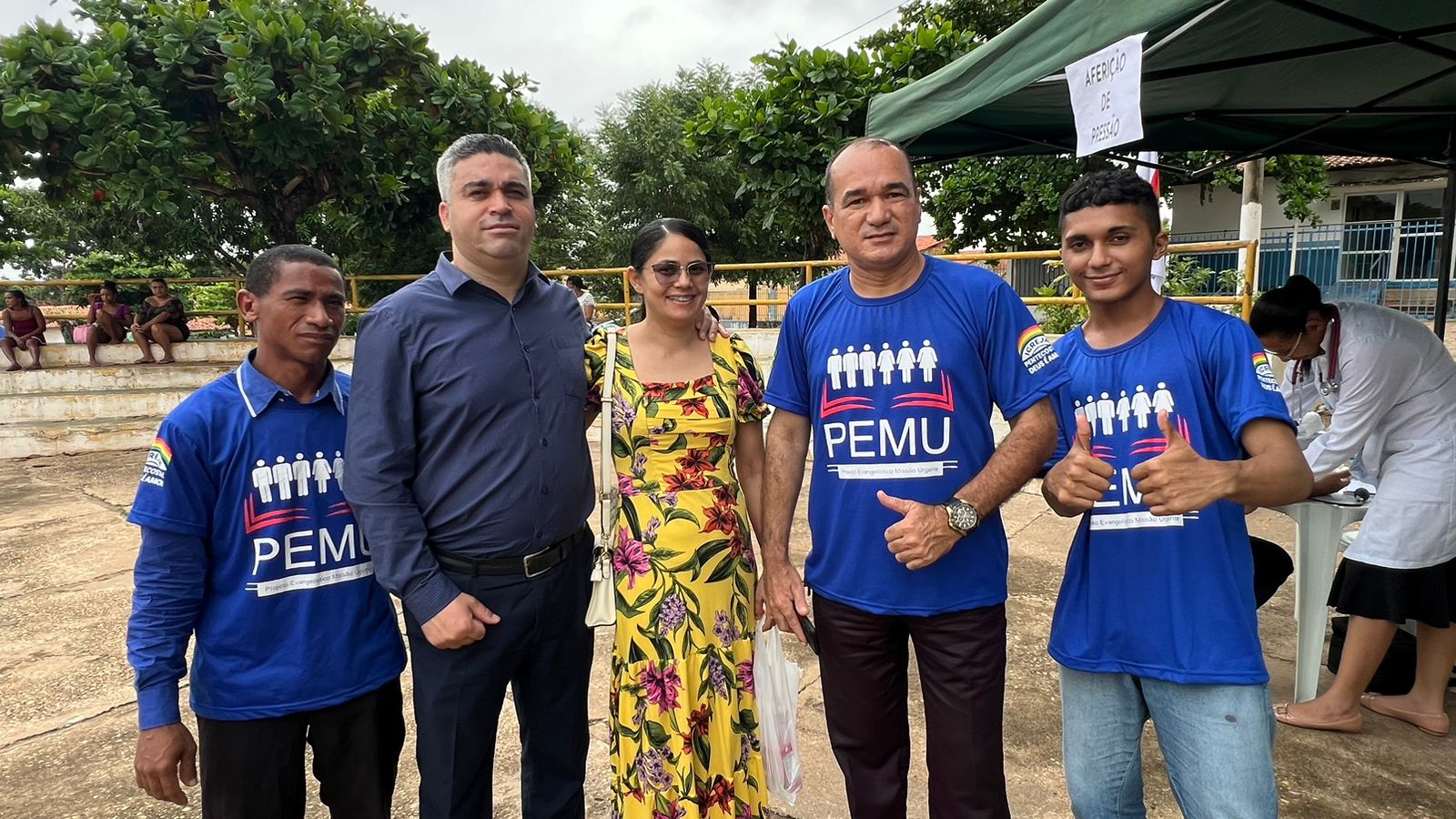 Igreja Deus � Amor leva a��o social � Pra�a S�o Benedito em Timon, MA